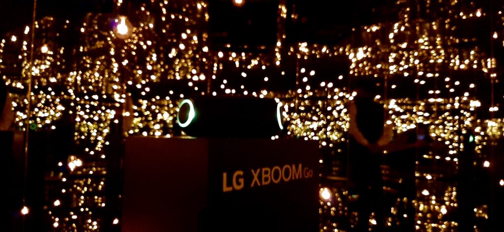 LG XBOOM Go  2