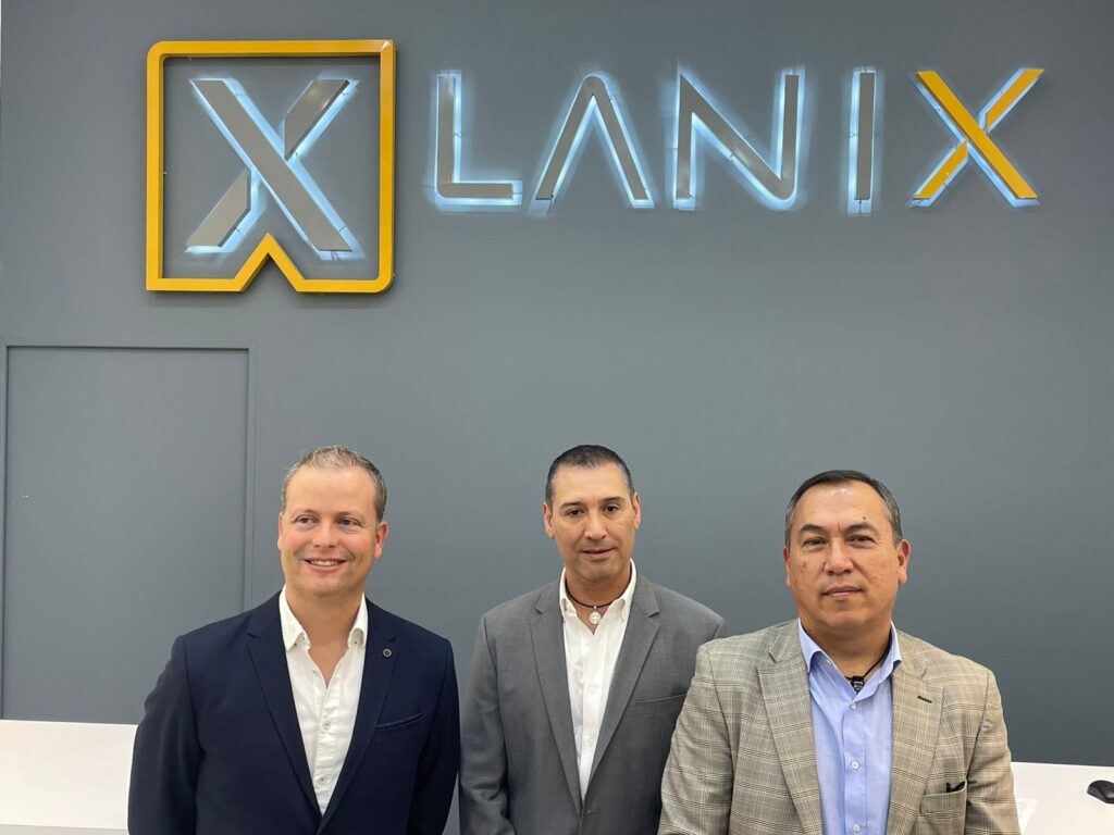 Lanix Store abre puertas