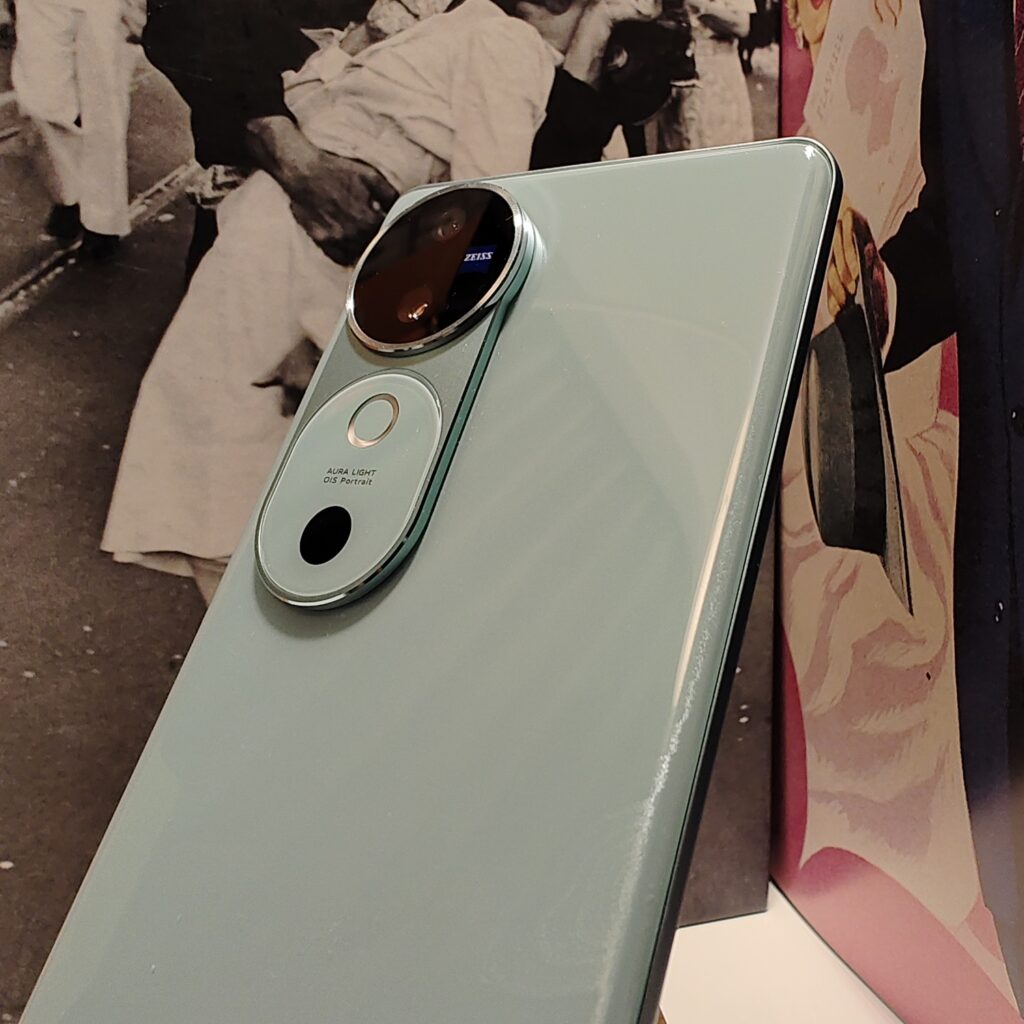 vivo V40 5G