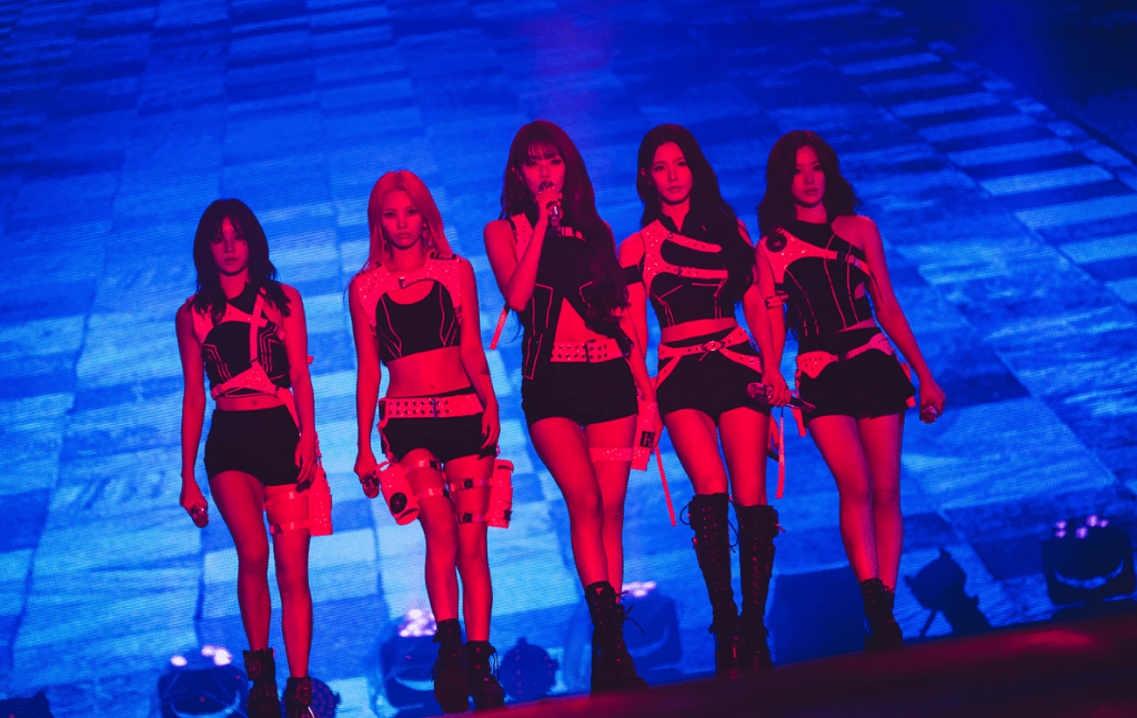 G)I-DLE World Tour [iDOL] 