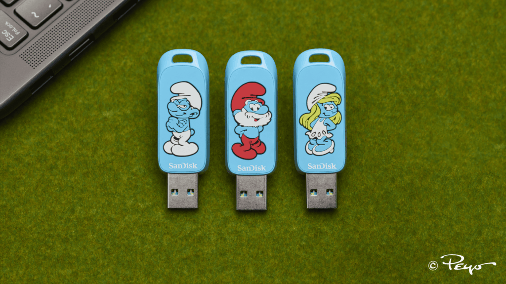 SanDisk x Los Pitufos