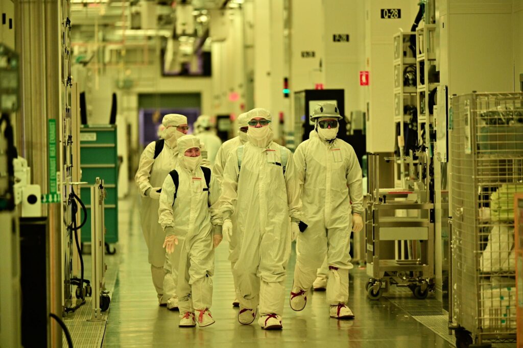 Intel Fab 52