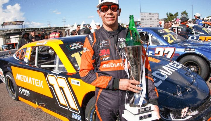 pase doble nascar méxico