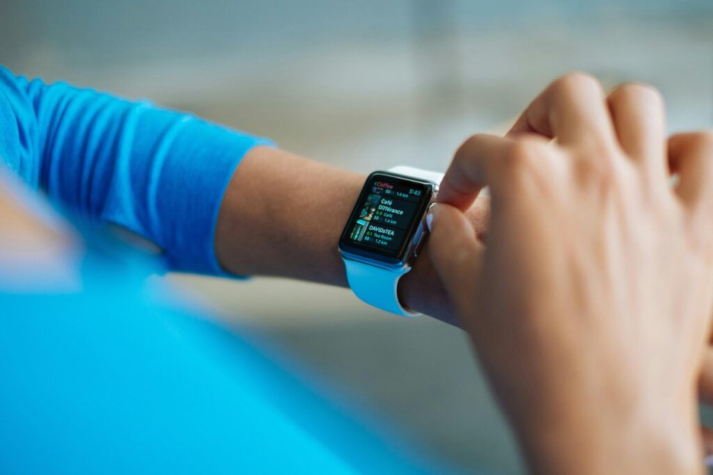 Los mejores gadgets y apps para monitorear tu salud desde el hogar