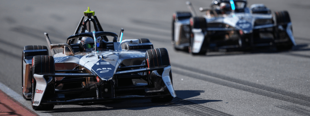 Jaguar TCS Racing 