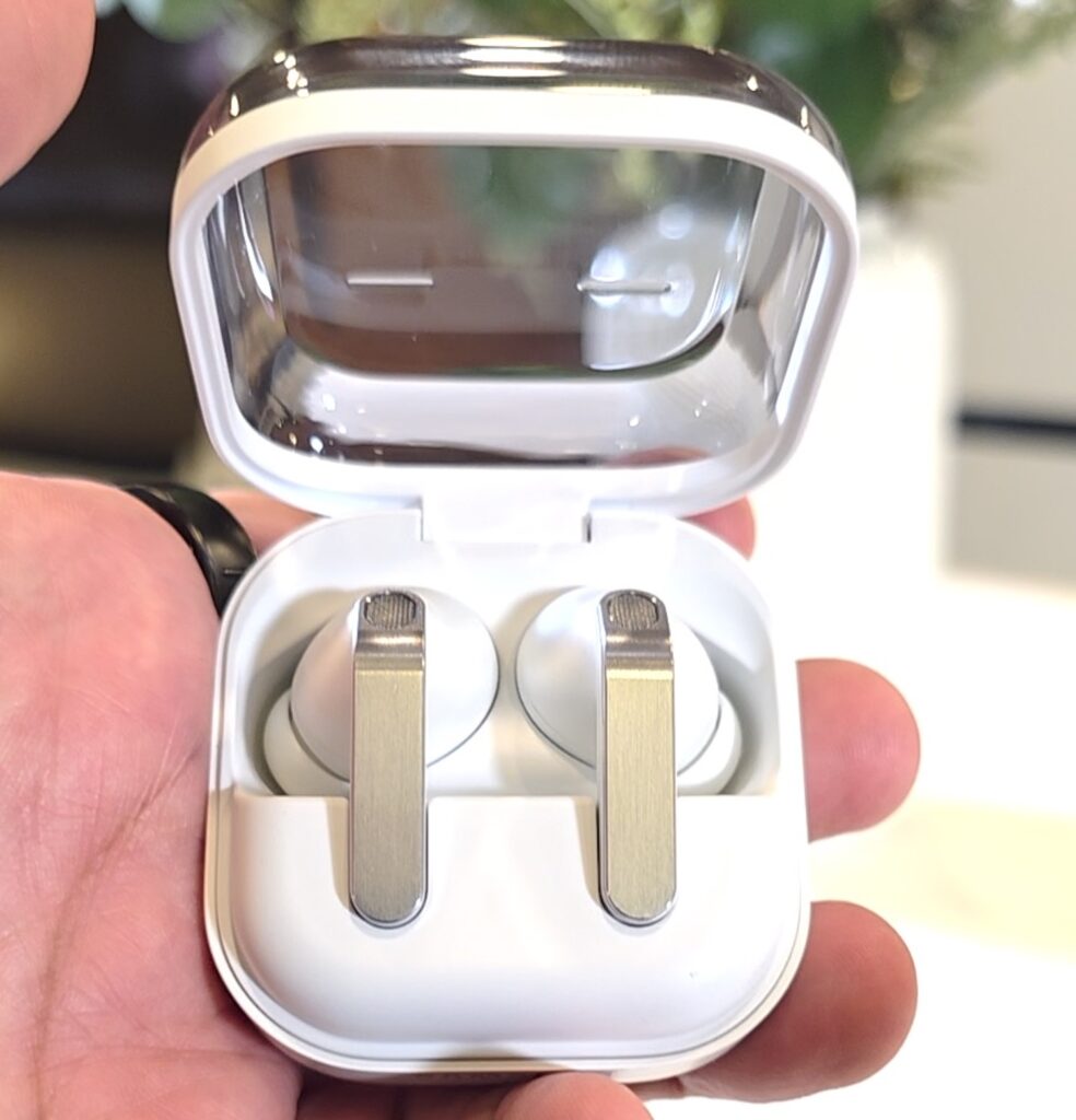 Galaxy Buds4 Pro