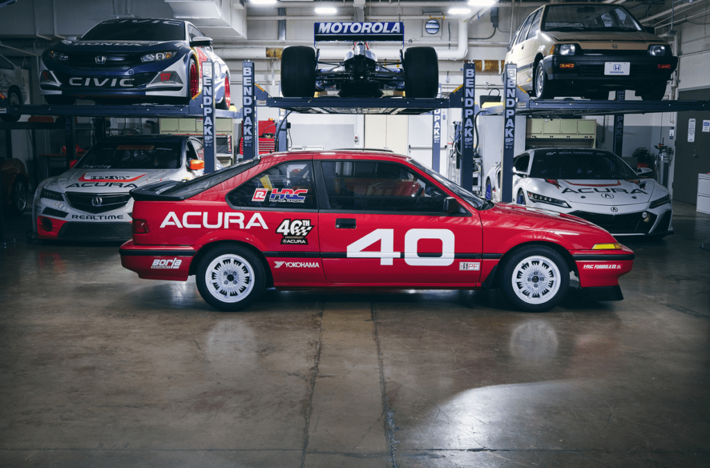 Acura cumple 40 años