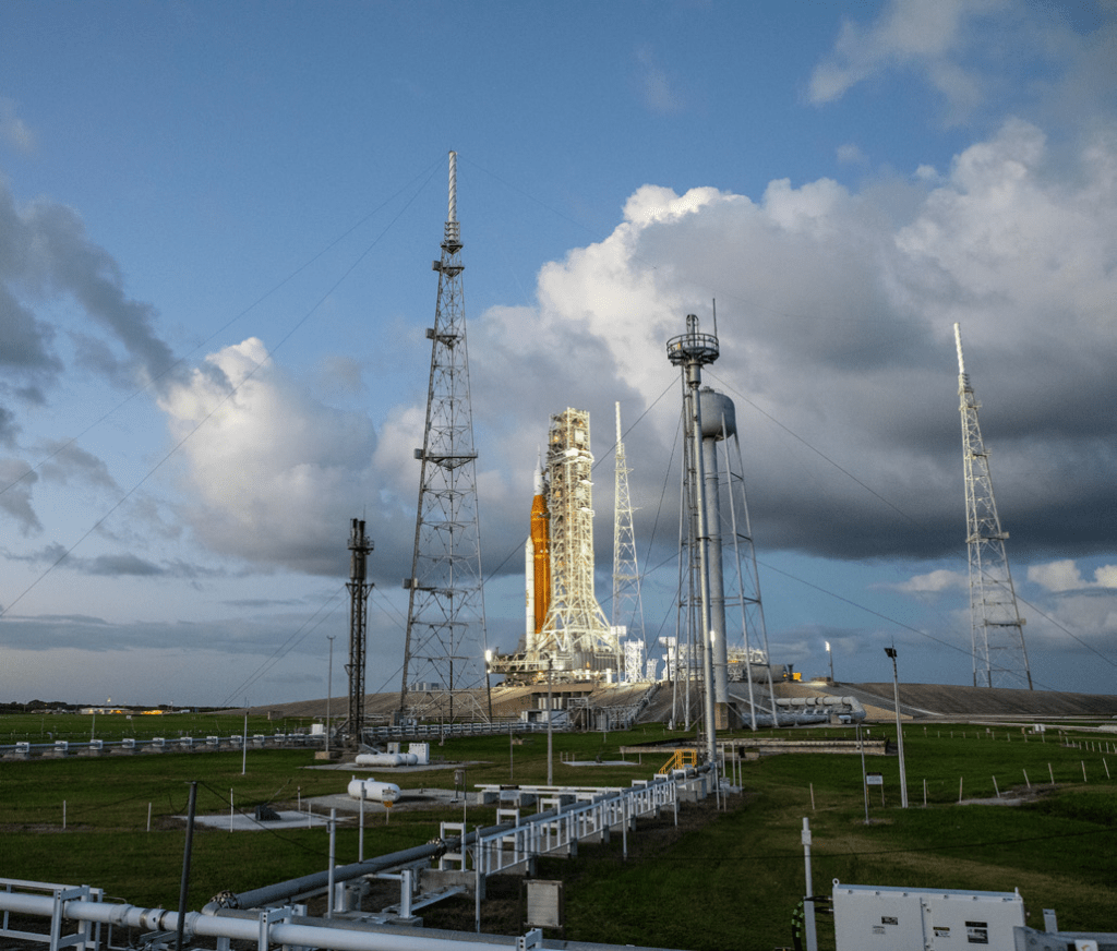 Artemis II 
