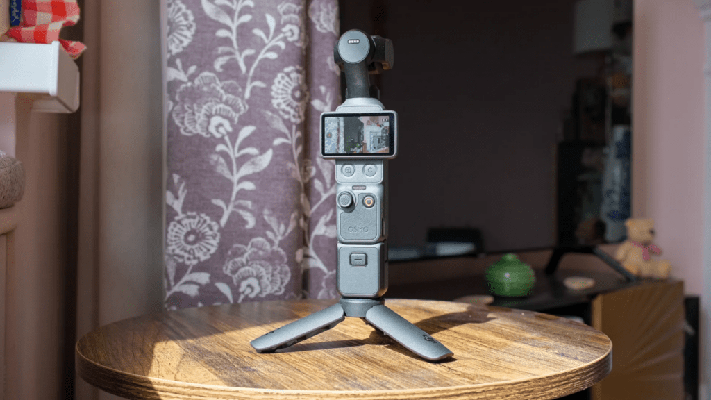 DJI Osmo Pocket 4