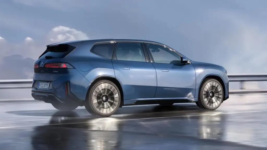 BMW iX3
