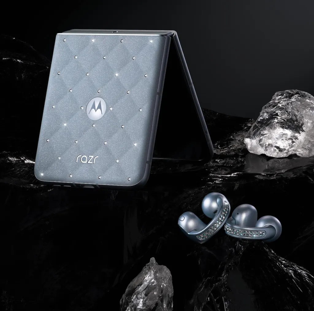 Motorola Swarovski