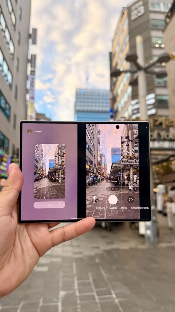 Samsung Galaxy Z Fold8 