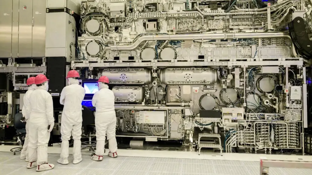 Intel Foundry y ASML