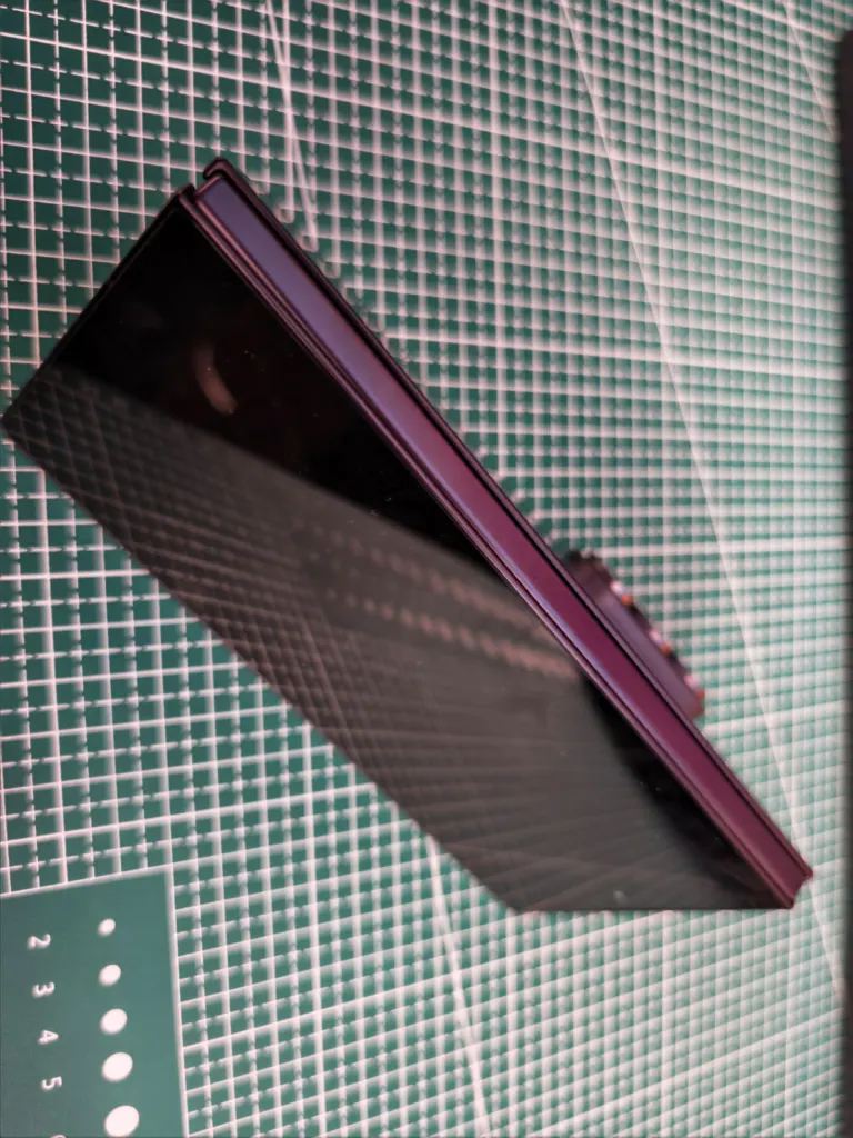 Pantalla interior flexible y bisagra del Samsung Galaxy Z Fold8 Ultra
