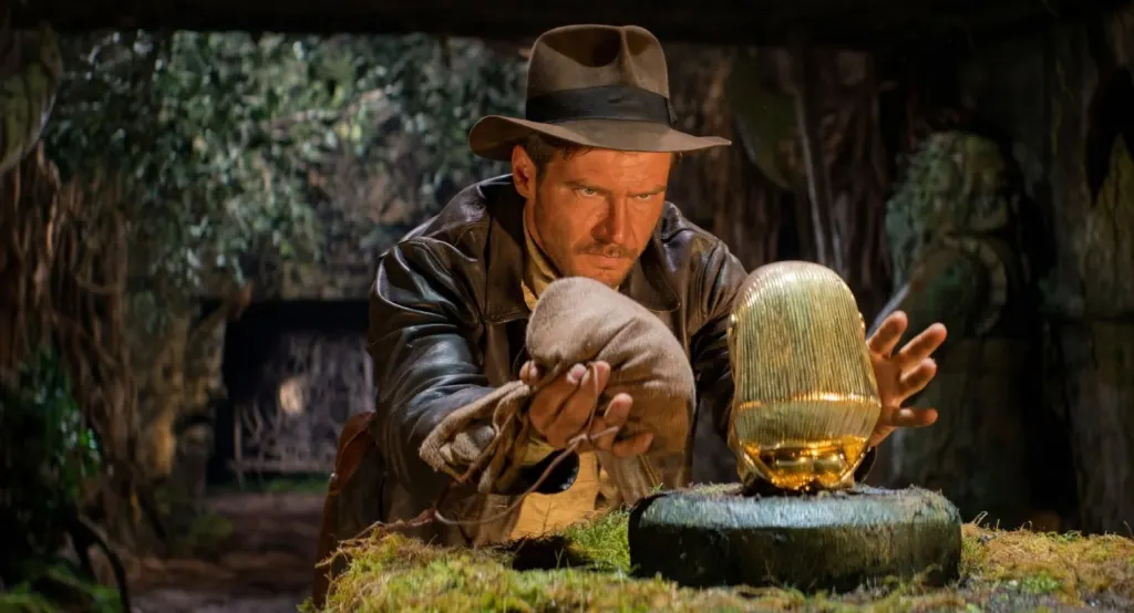  Indiana Jones y los cazadores del arca perdida