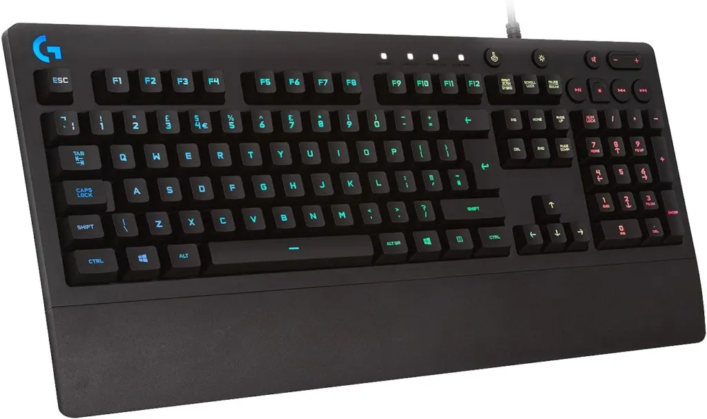 Logitech G213